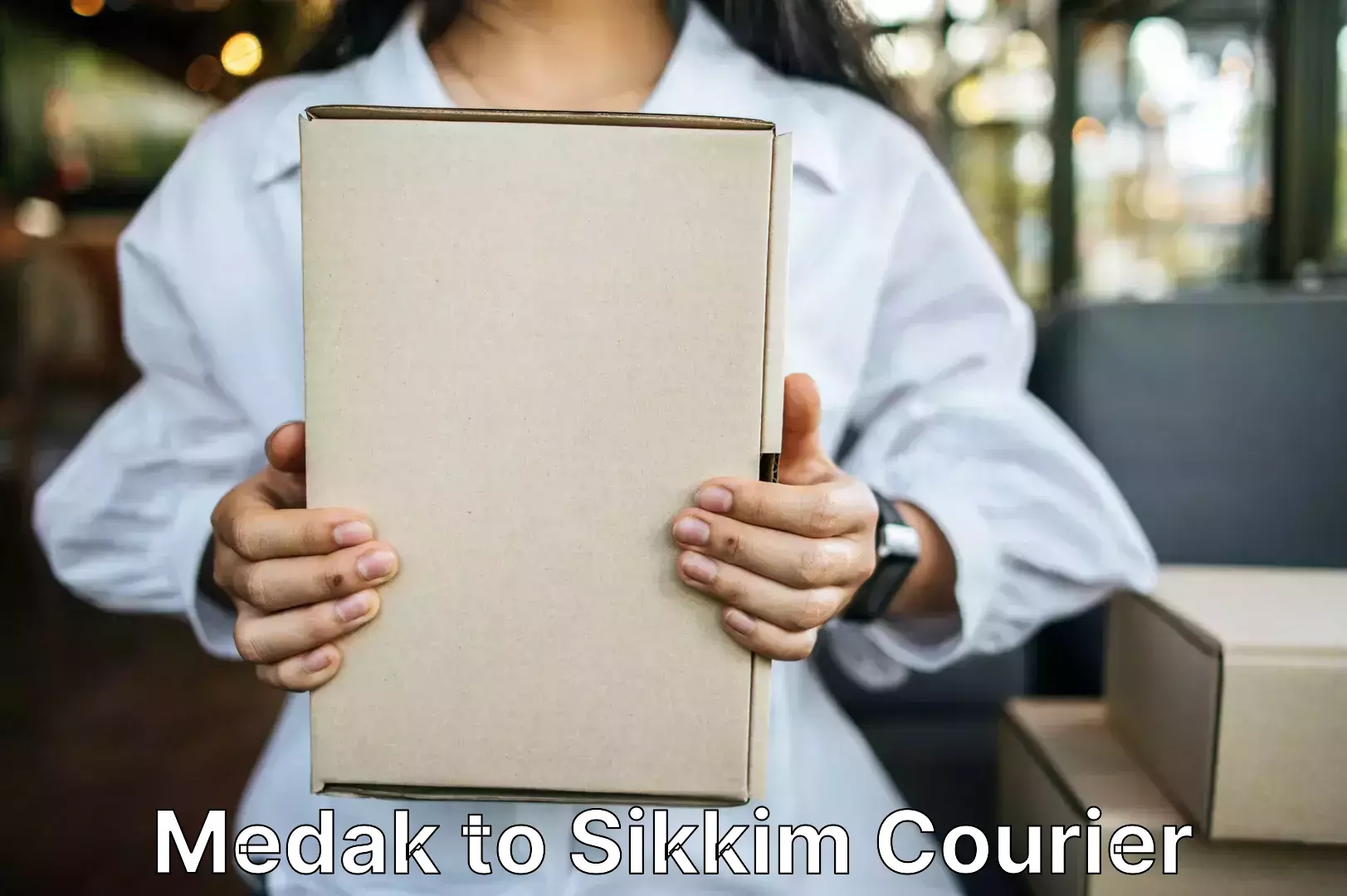 Baggage shipping experts Medak to South Sikkim